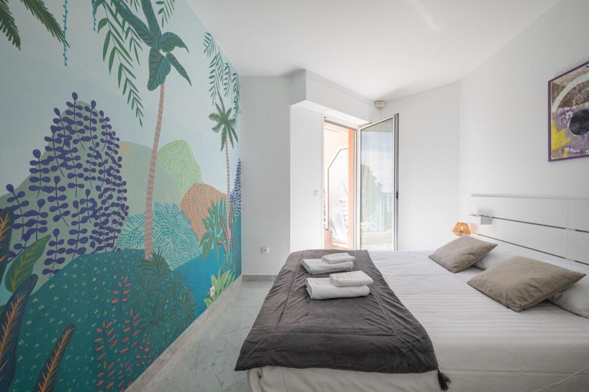 Appartamento Le Coq Bleu D'Azur - Piscine - Parking! Mentone Esterno foto